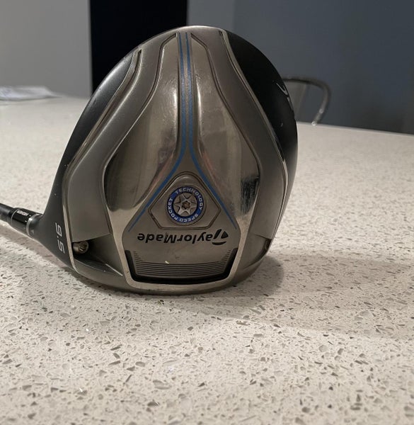 New Men's TaylorMade Right Handed JetSpeed Driver Stiff Flex 9.5 Loft