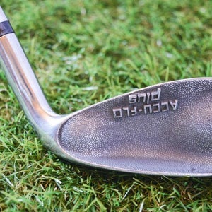 Titleist	Accu Flo Plus	4 Iron	Right Handed	38"	Steel	Stiff	New Grip