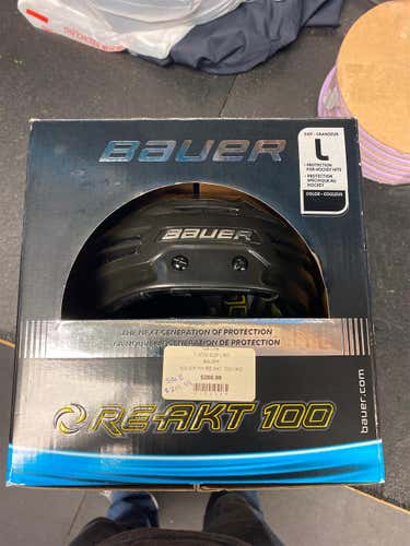 Black New Large Bauer Re-Akt 100  Helmet