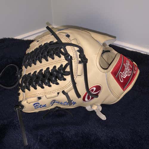 Black High School/College Pitcher's Heart of the Hide 11.5" Baseball Glove