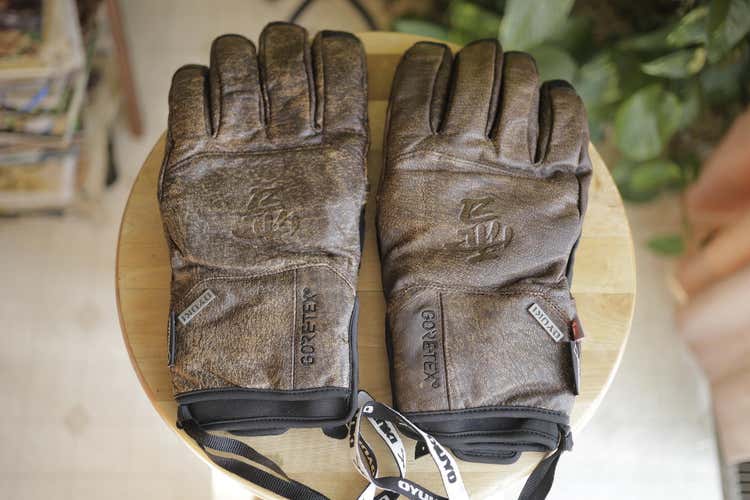 Men's Used Oyuki Sencho GORE-TEX Gloves Size: XL Color: Worn Brown