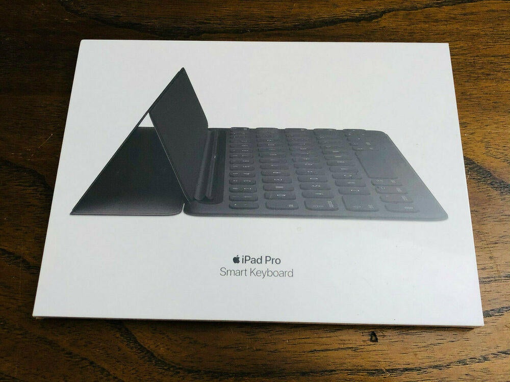 Apple MPTL2LL/A Smart Keyboard for 10.5 inch iPad Pro - Black SEALED