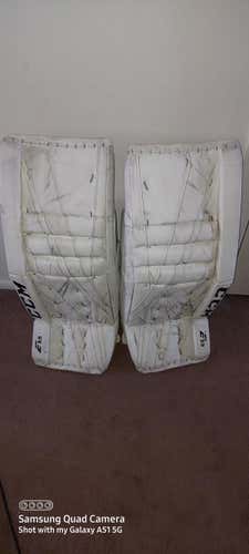 White Used Intermediate 31" CCM Extreme Flex E3.9 Goalie Leg Pads