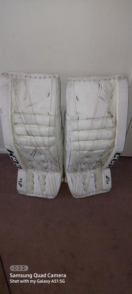 White Used Intermediate 31" CCM Extreme Flex E3.9 Goalie Leg Pads