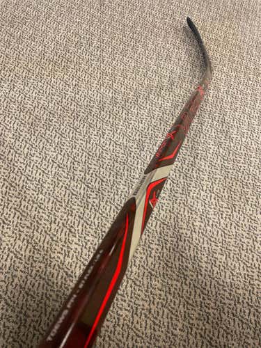 Senior Right Handed Vapor 1X Lite P14 87 Flex Hockey Stick
