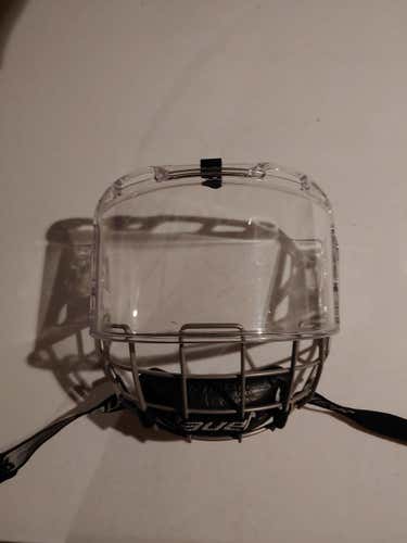 Used Senior Medium Bauer Hybrid Shield Full Cage