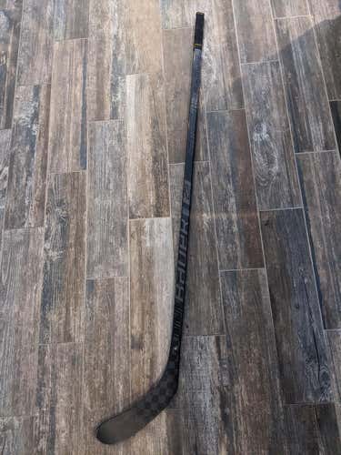 Bauer 2S Pro Shadow Series P28 Flex 65 Hockey Stick