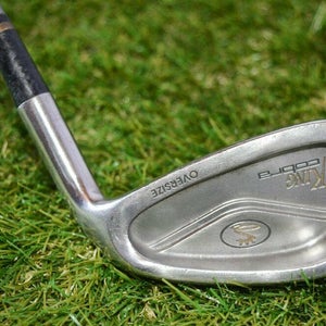 King Cobra 	Oversize 	4 Iron 	Right Handed	38.75"	Graphite 	Regular	New Grip