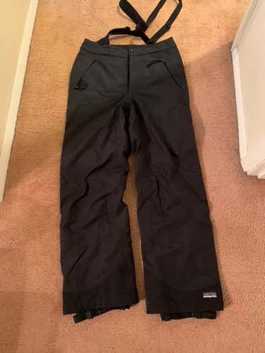 Black Women's New Adult Size 14 Patagonia Ski Pants - Gortex with overalls not bibs.