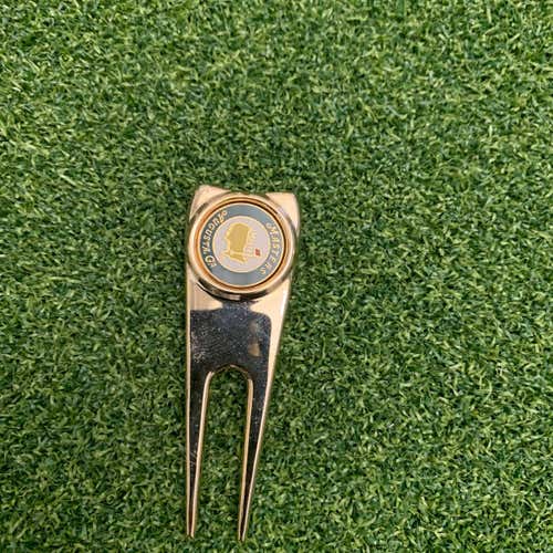 Masters Divot Tool and Ball markers