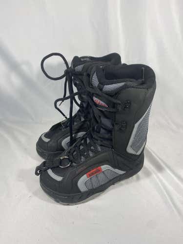 Used Lamar Juice Junior 01 Snowboard Boys Boots