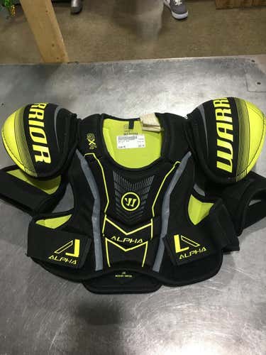 Used Warrior Qx4 Md Ice Hockey Shoulder Pads