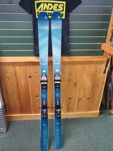 Used Women's 2020 Blizzard  All Mountain Skis With Bindings Max Din 10
