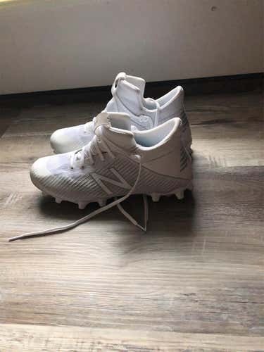 White Men's Size 11 (Women's 12) New Balance