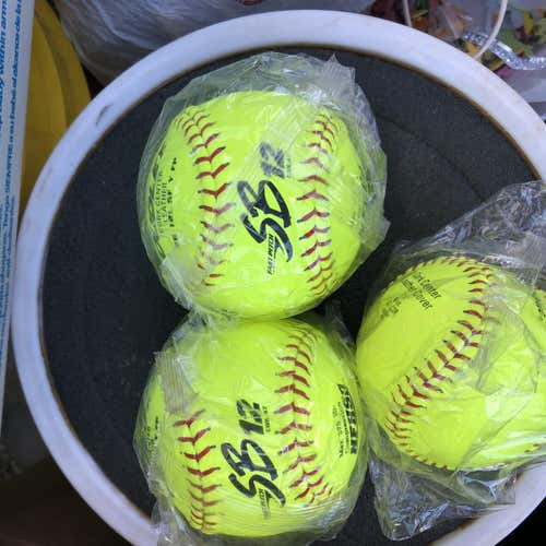 Yellow New Other 6 Pack Softball