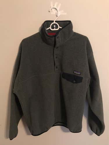 Gray/Navy Patagonia Synchilla Sweatshirt
