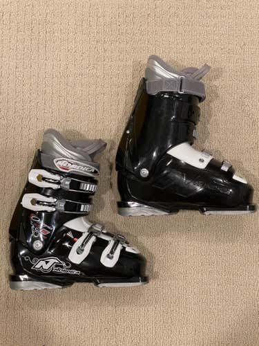 Nordica Women's Olympia One 6 Ski Boots - Size 6