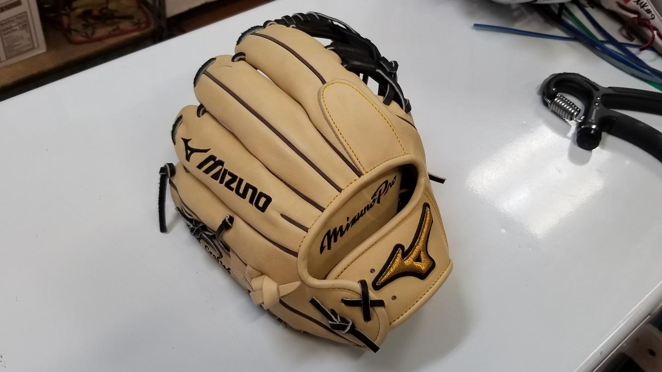 Mizuno Pro 11.50 GMP2-400RDD3 Infield Glove - Didi Gregorius Game