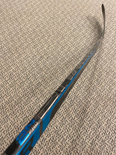 Senior Right Handed Nexus 2N Pro P92 87 Flex Pattern  Hockey Stick