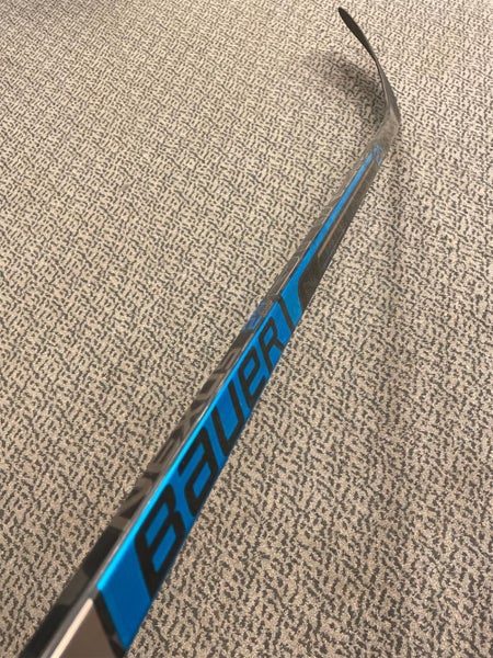 Intermediate Right Handed Nexus 2N Pro P92 65 Flex Pattern  Hockey Stick