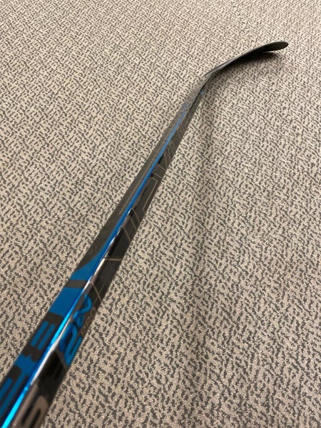 Senior Left Hand Nexus 2N Pro P28 87 Flex Pattern  Hockey Stick