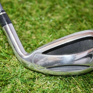 Nike 	Slingshot 	6 Iron 	Right Handed 	37.75"	Graphite 	Regular 	New Grip