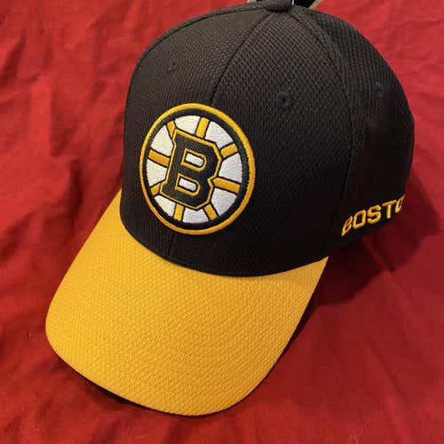 Boston Bruins Black Adult XL Adidas Coaches Hat - New with tags