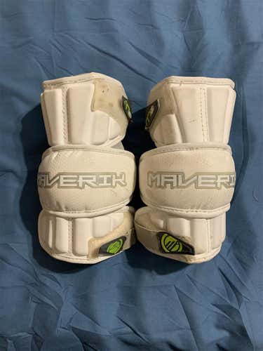 Used Large Maverik M4 Arm Pads