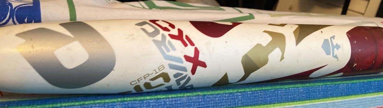 White Kid Pitch (9YO-13YO) 2018 Composite CFX (-10) 22 oz 32" Bat