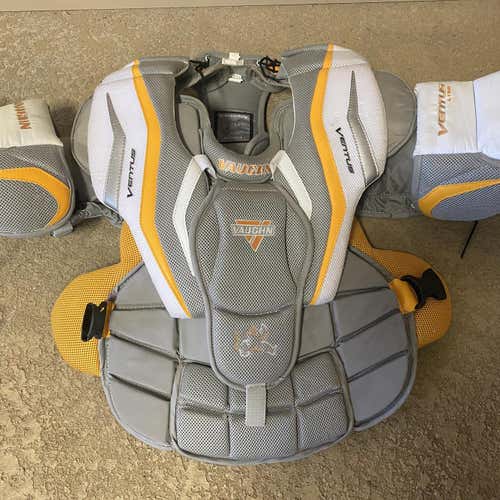 Junior Medium Vaughn Ventus LT68 Goalie Chest Protector