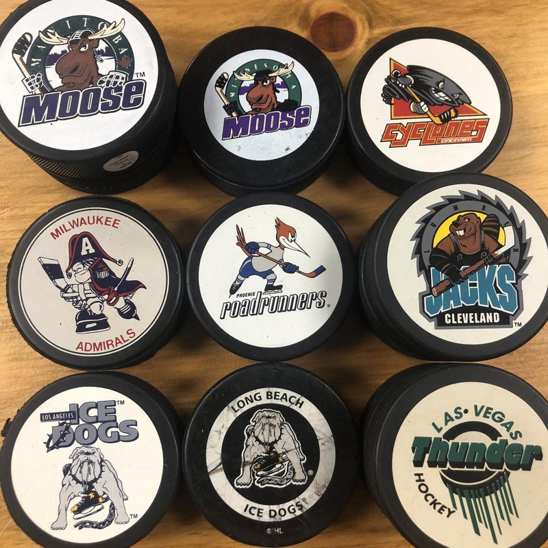 MILWAUKEE ADMIRALS 50TH YR HOCKEY PUCK . | SidelineSwap