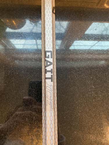 New Gait Ice Lacrosse Shaft