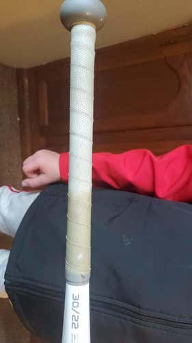 Kid Pitch (9YO-13YO) Used USSSA Certified Marucci Alloy CAT 7 Bat (-8) 22 oz 30"