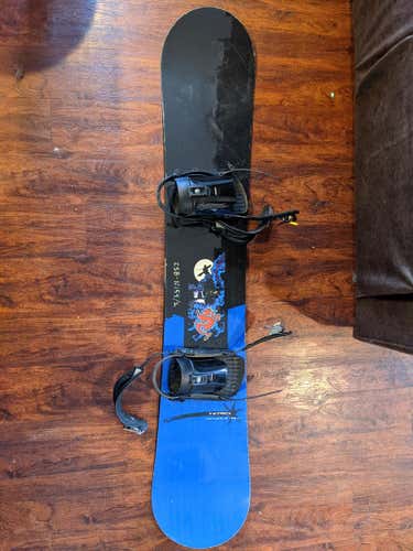 Used Men's Nitro Snowboard With Bindings