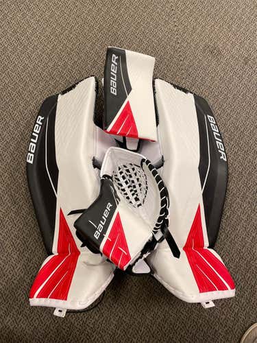 White Bauer Senior 35” Regular Ultrasonic Goalie Full Set