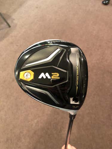 Men’s Right Handed M2 Regular Flex 9.5 Loft Driver