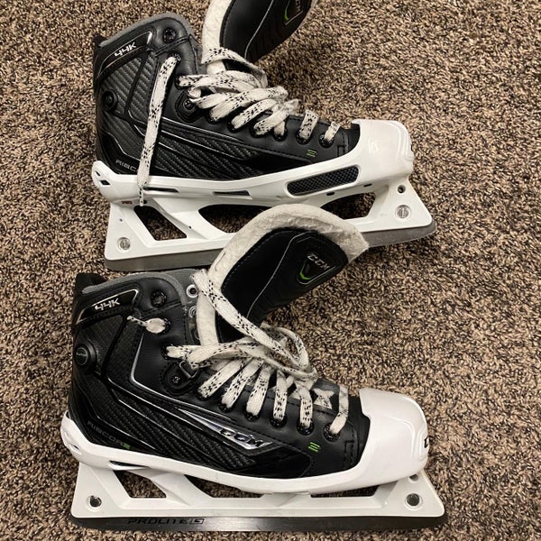 Junior CCM Ribcor 44k Regular Width Size 5.5 Goalie Skates
