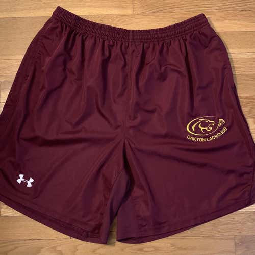 Adult XL Under Armour Shorts w/ POCKETS