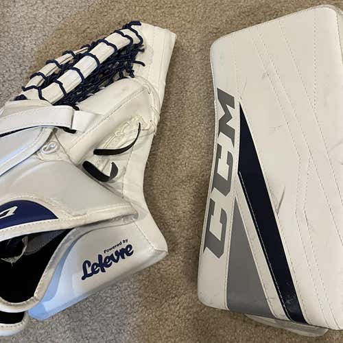 White Used Junior CCM Regular Extreme Flex III E3.5