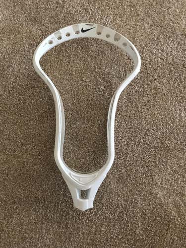 White Used Unstrung CEO Head