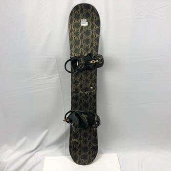 Used Women's Burton Alpha 147cm Snowboard All Mountain With Bindings