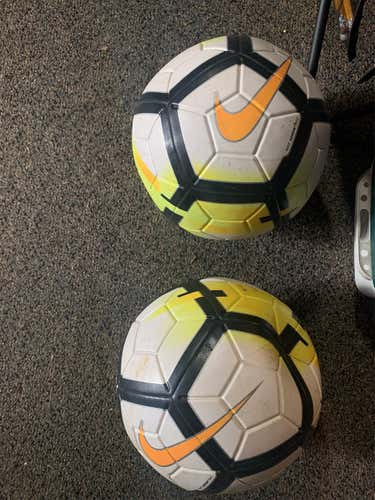 Nike Aerowtrac Soccer Balls