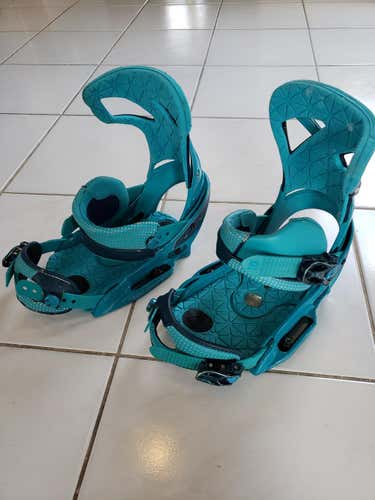 Used Women's Medium Burton Molotov EST Snowboard Bindings