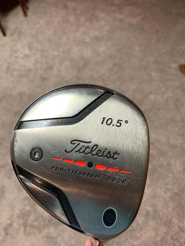 Men's Right Handed 905 R Regular Flex 10.5 Loft Driver