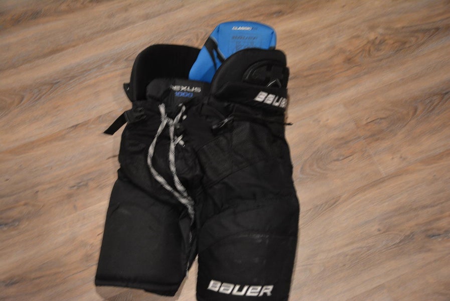 Black Used Senior Small Bauer Nexus 1000 Hockey Pants
