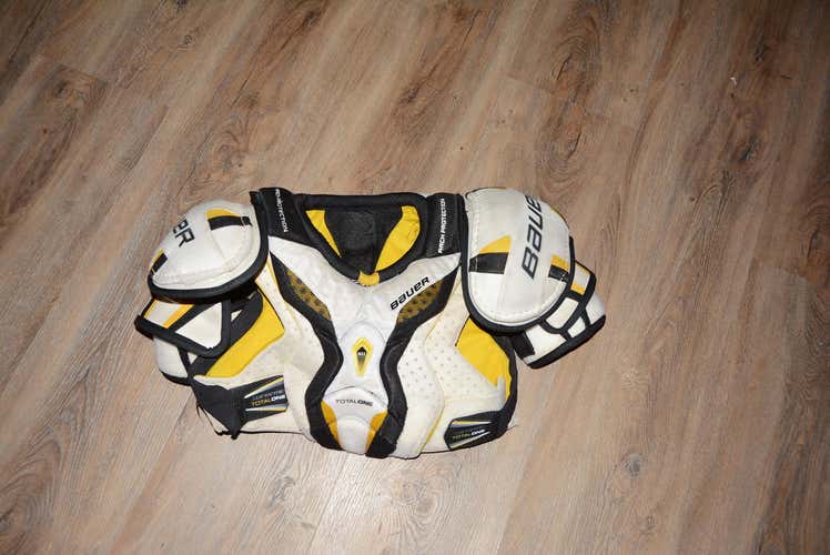Used Senior Small Bauer Supreme Total One Shoulder Pads