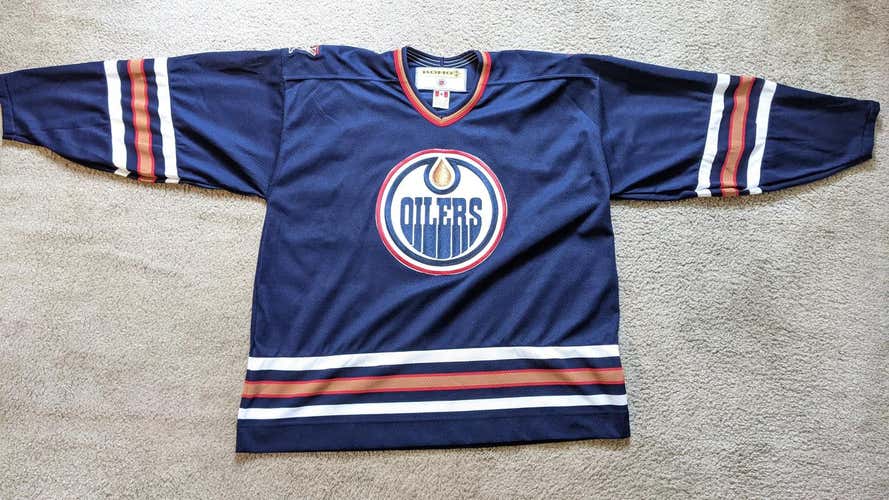 Vintage Koho XXL Edmonton Oilers replica jersey.