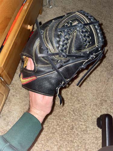 Black High School/College Infield Shado vapor 11.5" Baseball Glove
