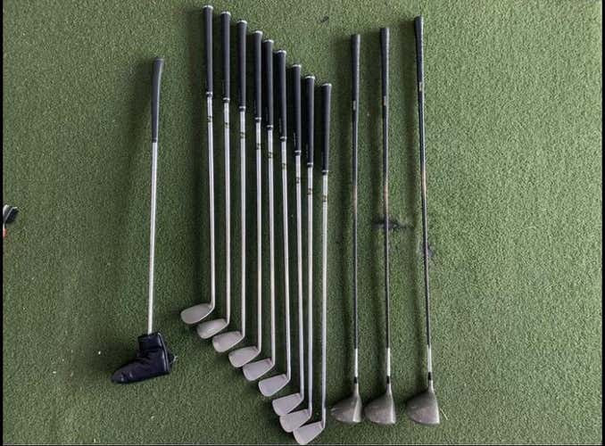 Spalding Executive Irons, Metals, Putter Regular Flex 13 Piece (Full Set)