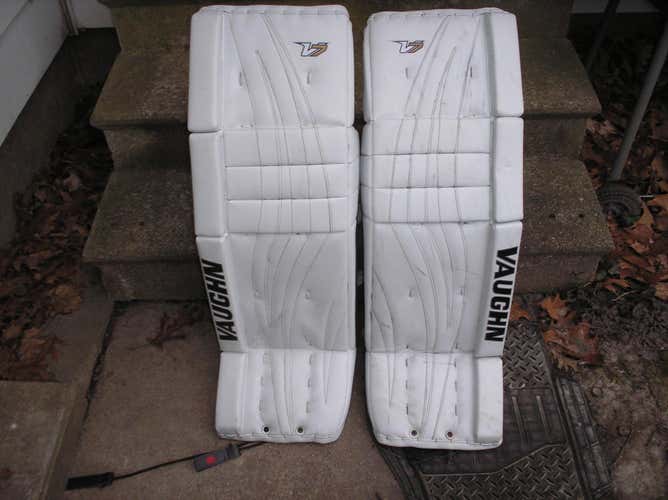 White Used Senior 36" Vaughn Velocity V7 Goalie Leg Pads